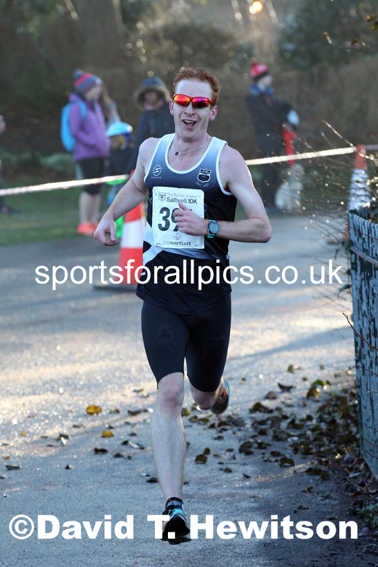 Saltwell 10k Road Race, Saltwell Park, Gateshead. Photo: David T. Hewitson/Sports for All Pics
